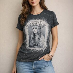 Stevie Nicks Portrait Graphic Print Women's T-Shirt size small cotton blend